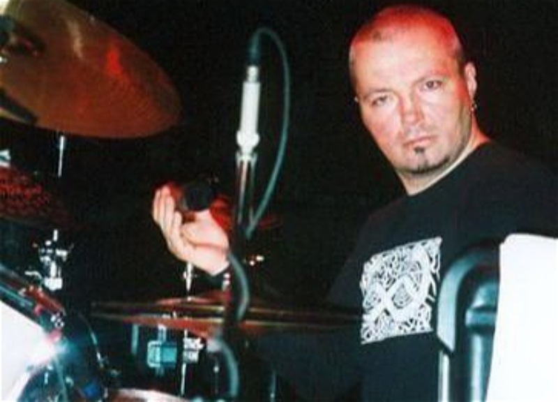 Умер экс-участник российских групп «Би-2» и «Дюна»