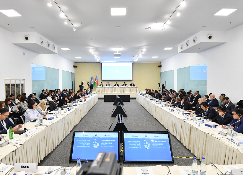 В Баку проходит Экономический форум СПЕКА 2023 - ФОТО