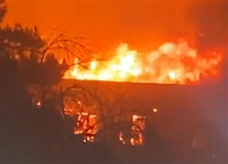 Пожар на объекте в Бинагадинском районе Баку потушен - ОБНОВЛЕНО