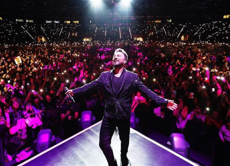 Таркан показал бакинский концерт шестимиллионной аудитории в Instagram: «Замечательная ночь» – ВИДЕО