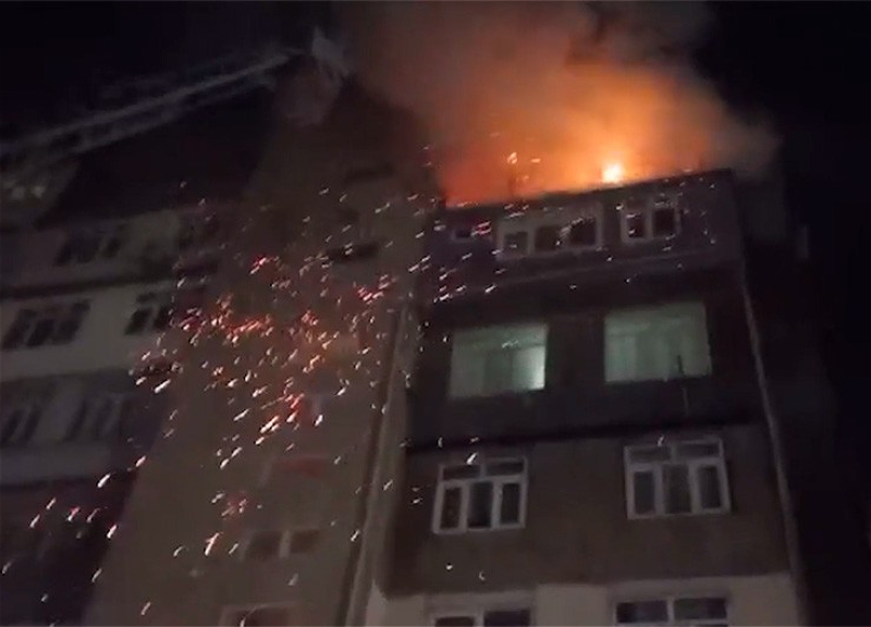 МВД Азербайджана о пожаре в жилом доме в Баку