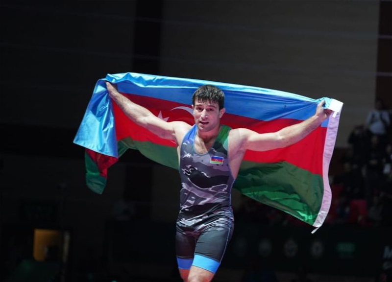Сборная Азербайджана по вольной борьбе выиграла чемпионат мира в Баку