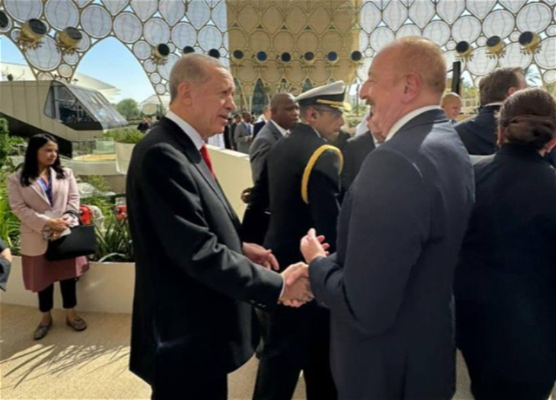 Ильхам Алиев встретился в Дубае с Реджепом Тайипом Эрдоганом - ФОТО