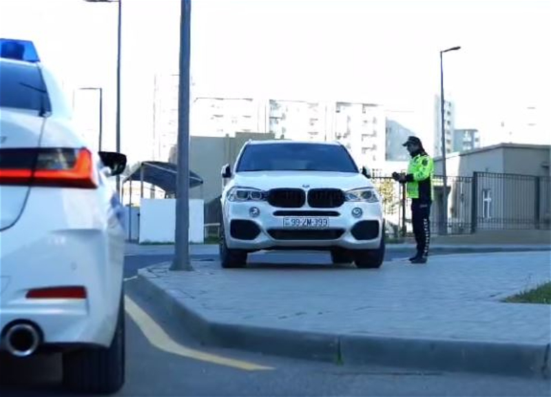 Дорожная полиция провела профилактические мероприятия против паркующихся на тротуарах водителей - ВИДЕО