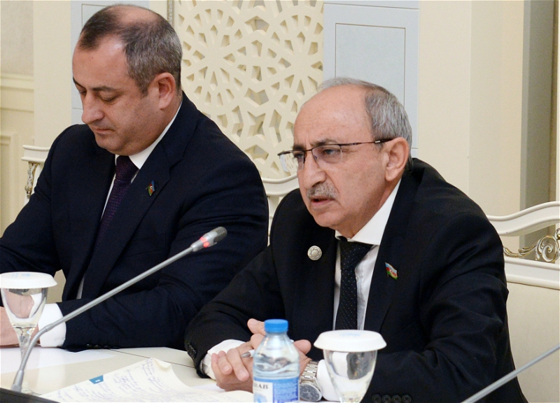 Председатель Общины: Права западных азербайджанцев должны быть полностью обеспечены