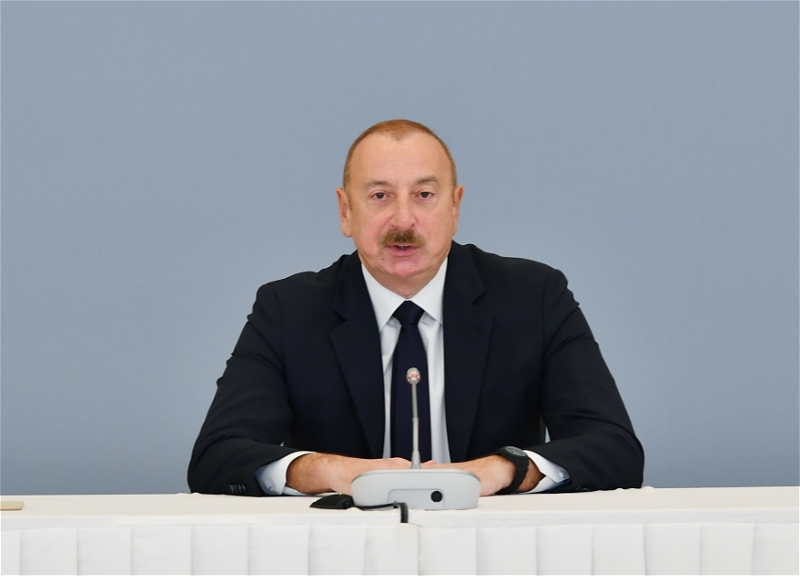 Президент Азербайджана проинформировал участников международного форума о деталях мирного соглашения