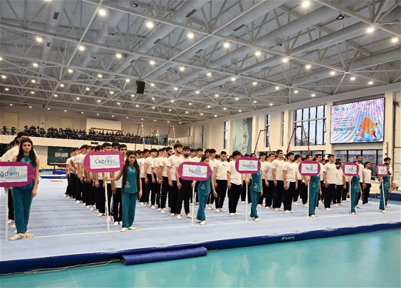 В Баку стартовал турнир по спортивной гимнастике