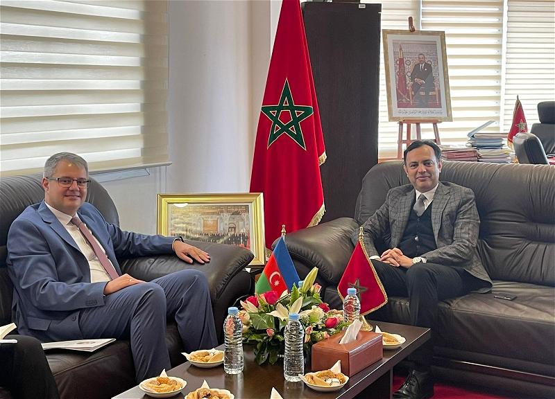 Посол Азербайджана встретился с министром экономической инклюзивности, малого бизнеса, занятости и профессиональных навыков Марокко