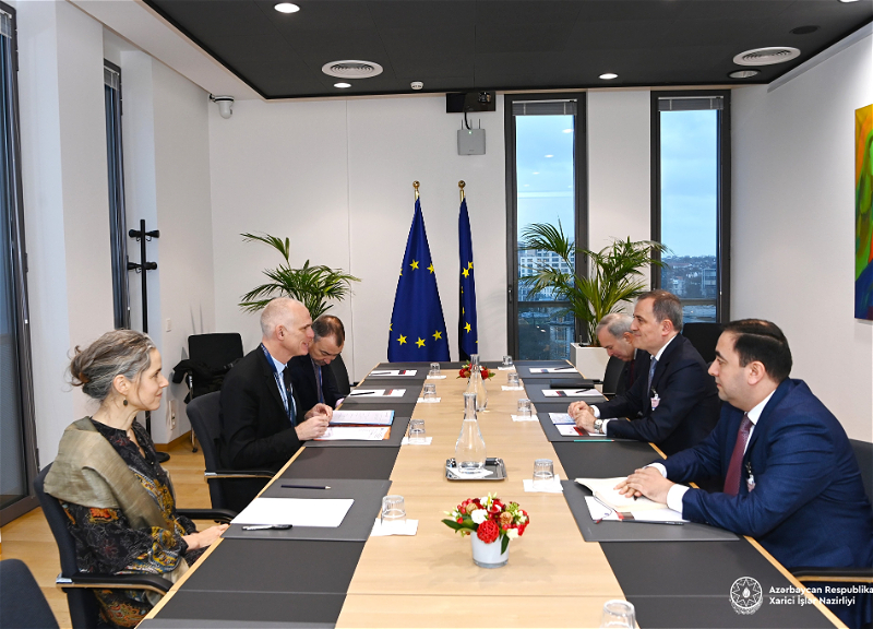 Глава МИД Азербайджана и советник президента Совета ЕС обсудили нормализацию отношений АР с Арменией