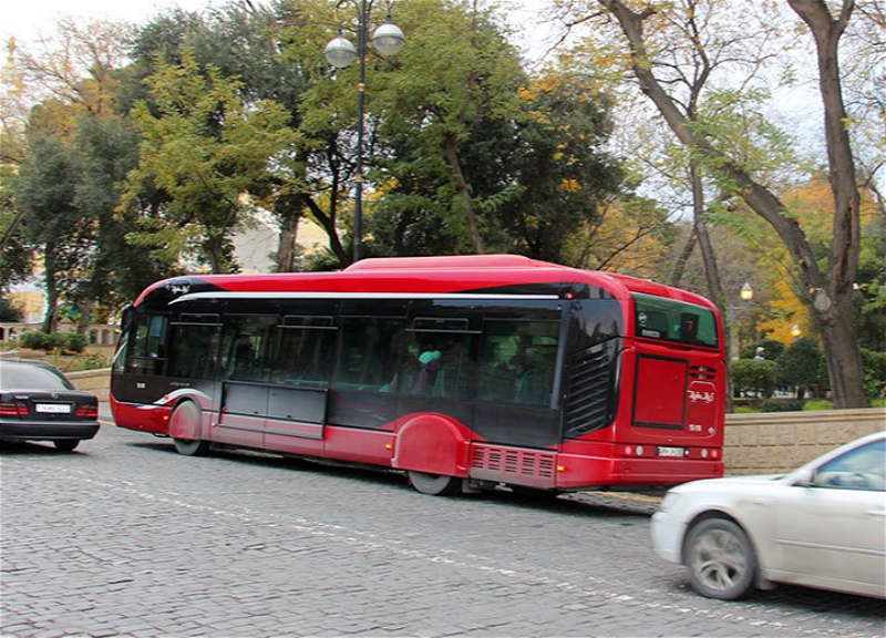 В Баку уволен водитель «BakuBus», оставивший пассажиров в автобусе