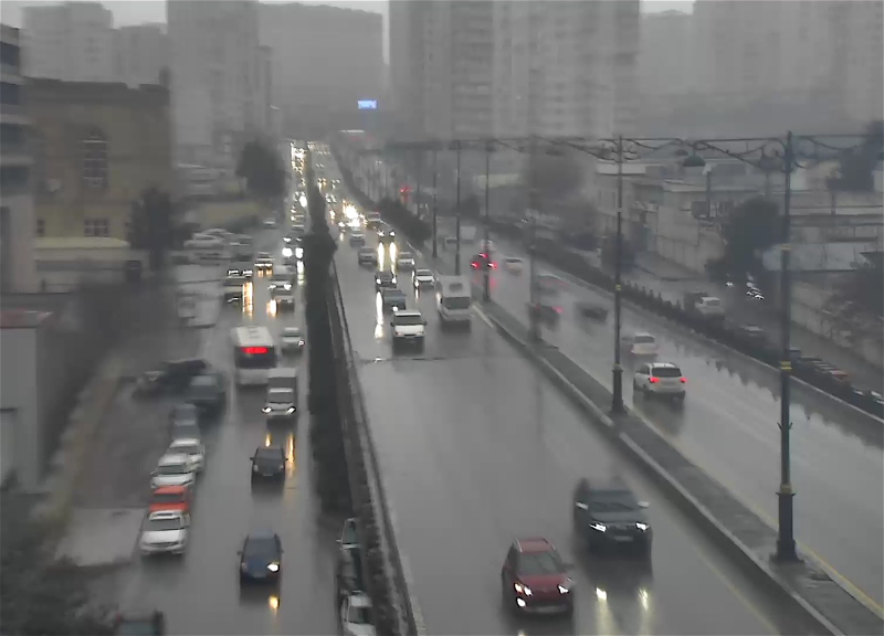 Bakıda qəzaya görə yola qoyulan məhdudiyyət aradan qaldırılıb - FOTO - VİDEO - YENİLƏNİB