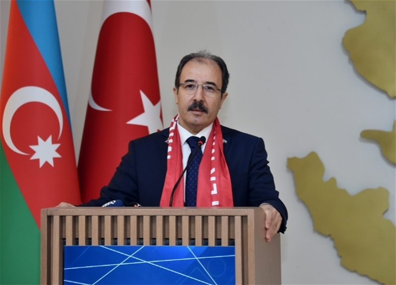 Посол Турции в Баку поделился публикацией по случаю Дня памяти Гейдара Алиева
