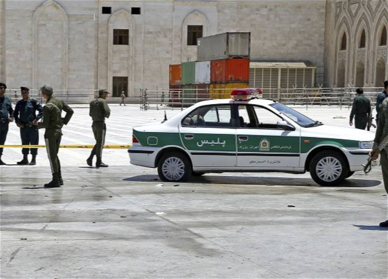 В результате теракта на юго-востоке Ирана погибли 11 полицейских