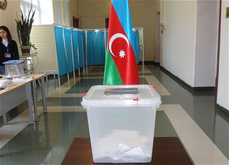 Число кандидатов в президенты Азербайджана достигло 4