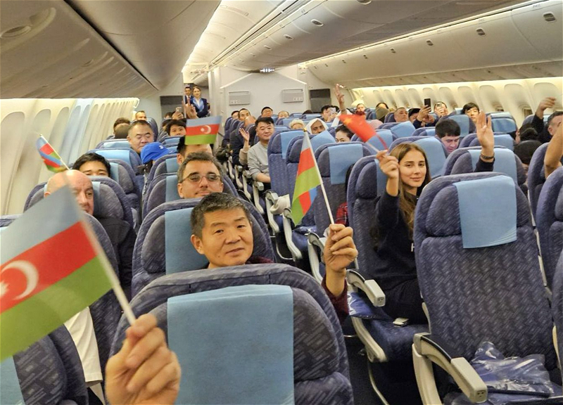 AZAL приступил к выполнению полетов в Пекин - ФОТО