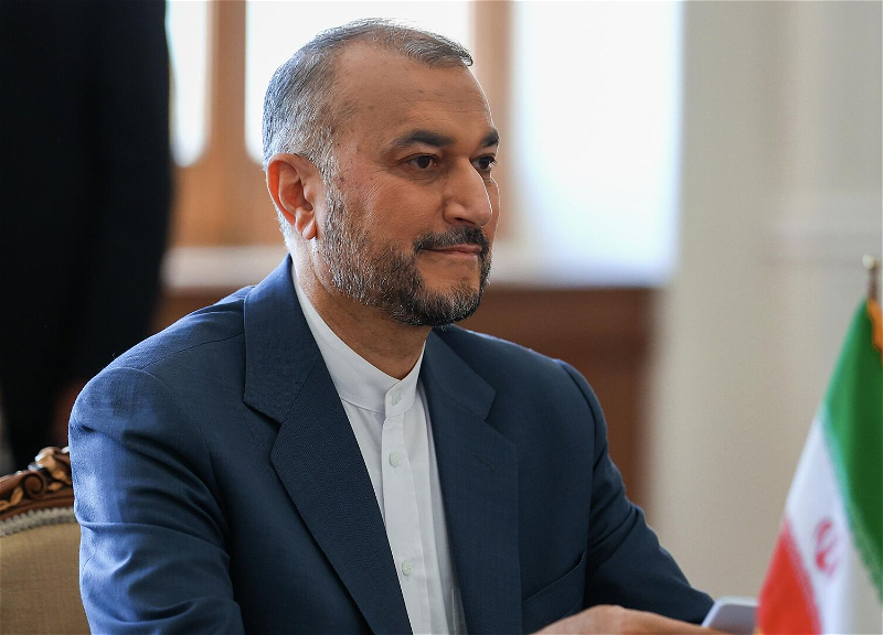 Глава МИД Ирана прибыл в Иреван