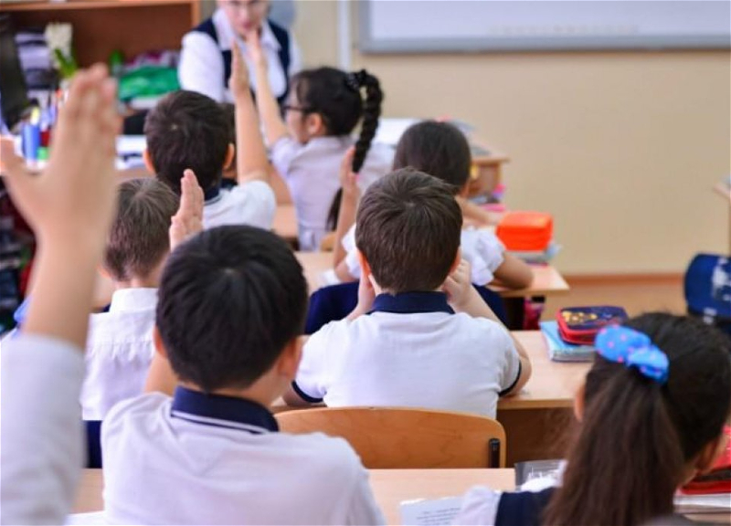 Министр: «40 учеников в классе не оказывают негативного влияния на учебный процесс»