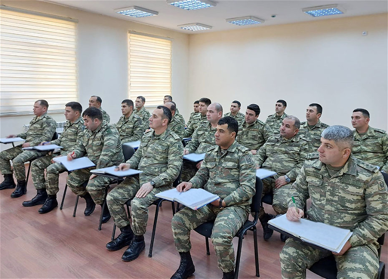 В Азербайджанской армии проводятся сборы с командирским составом - ФОТО
