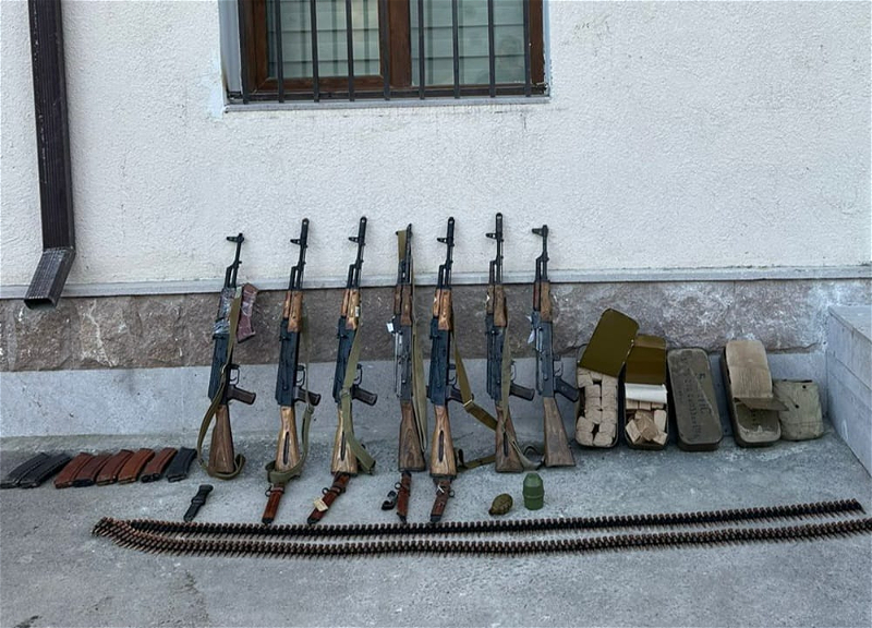 В Ханкенди и Ходжалы обнаружено оставленное армянскими сепаратистами оружие
