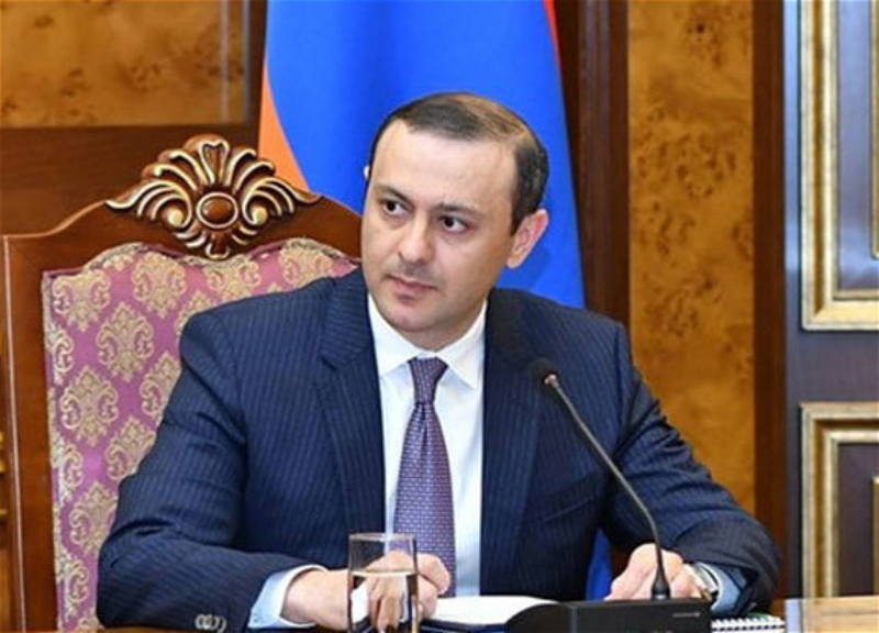 Армения оценивает динамику переговоров с Азербайджаном как положительную – секретарь Совбеза РА
