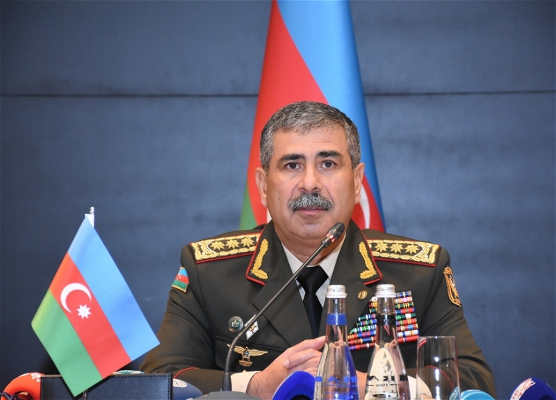 Министр обороны АР выразил соболезнования кыргызской стороне в связи с жертвами в результате крушения вертолета