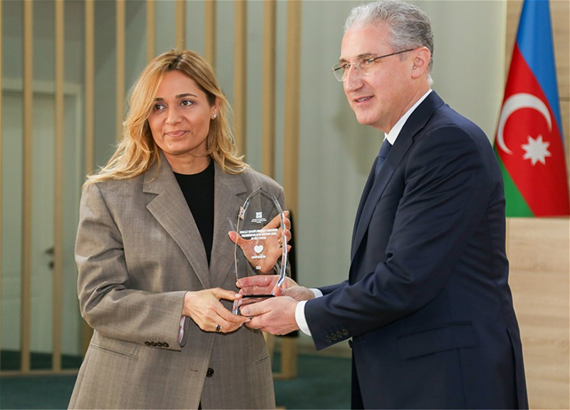 Фонд Red Hearts получил награду за инициативы в области охраны окружающей среды от Министерства экологии и природных ресурсов Азербайджана