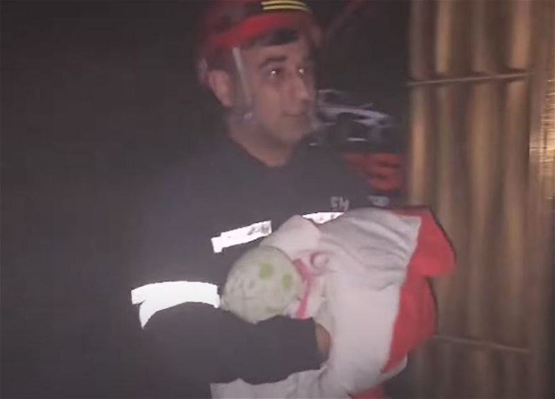 Пожар в бакинском отеле: В одном из номеров находился новорожденный ребенок – ВИДЕО