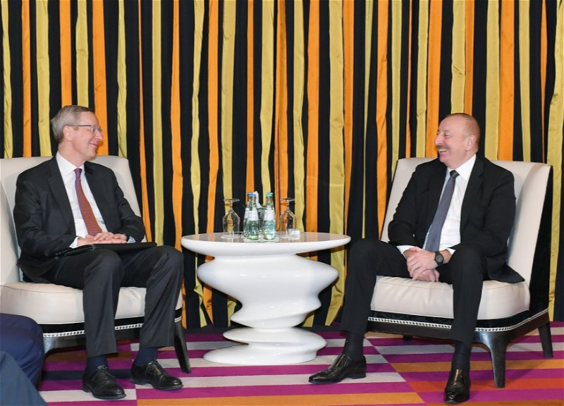 В Мюнхене состоялась встреча Ильхама Алиева и исполнительного директора Восточногерманской бизнес-ассоциации - ФОТО