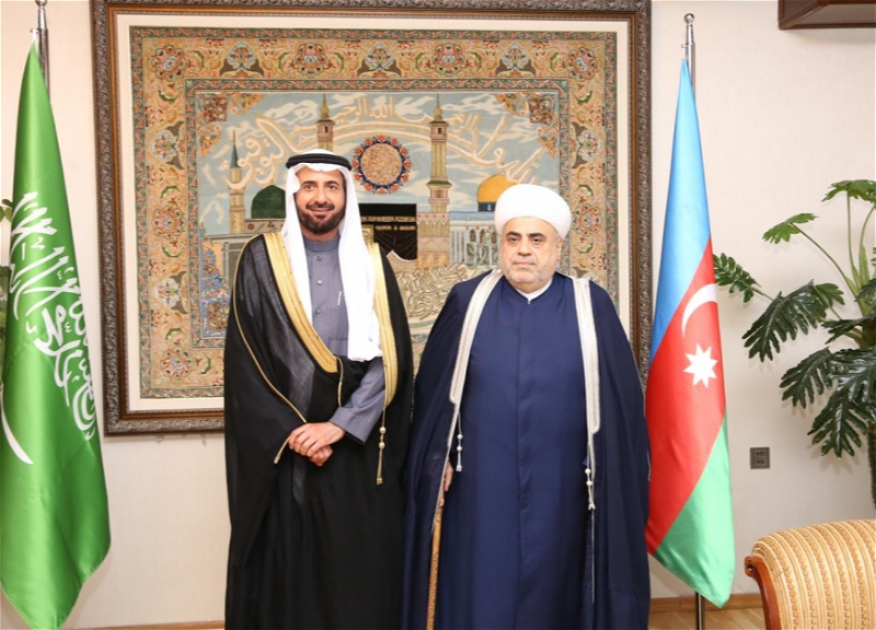 Председатель УМК встретился с министром хаджа и умры Королевства Саудовская Аравия