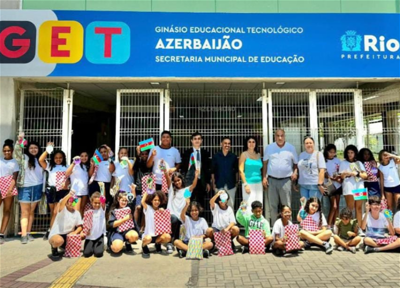 В школе «Азербайджан» в Рио-де-Жанейро прошел урок искусства на тему «Азербайджанские гранаты» - ФОТО