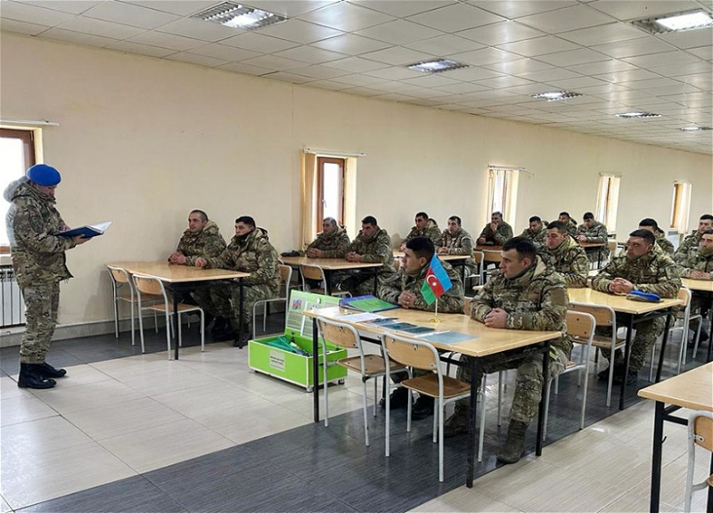 В Азербайджанской армии продолжаются просветительские мероприятия для военнослужащих - ФОТО