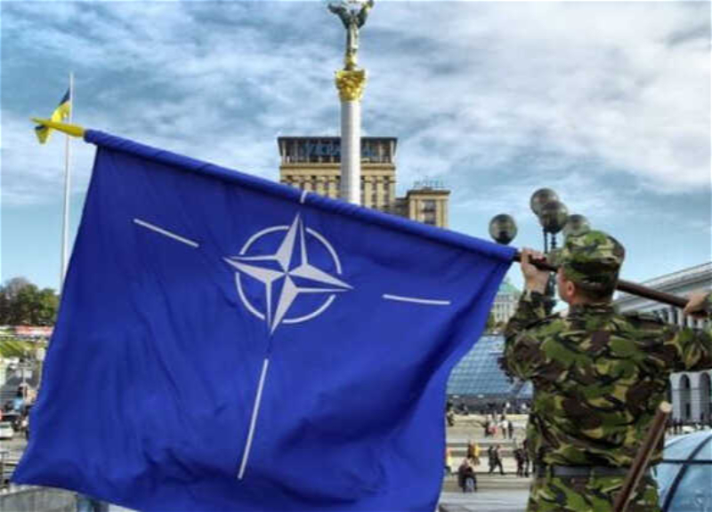 Франция создает альянс стран, готовых разместить войска в Украине