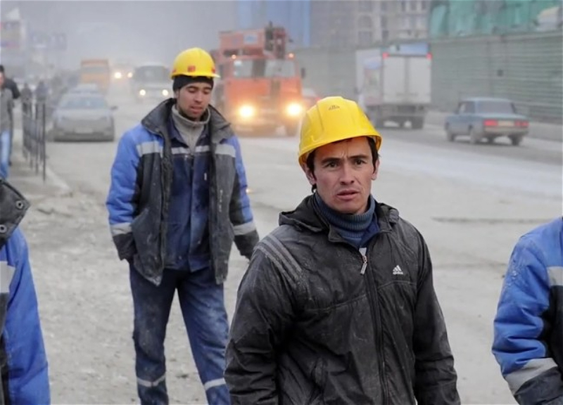 Из России будут выдворять работающих не по специальности мигрантов