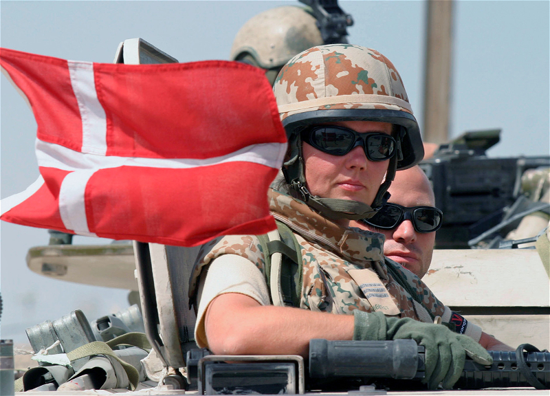 В Дании планируют обязать женщин служить в армии