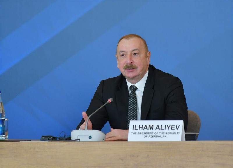 Ильхам Алиев продемонстрировал, во что вандалы превратили памятник Натаван во Франции - ВИДЕО