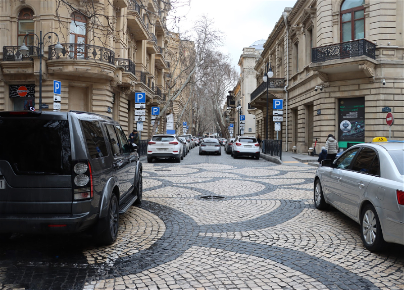 В центре Баку по выходным ряд улиц будет закрыт для движения автомобилей - ФОТО