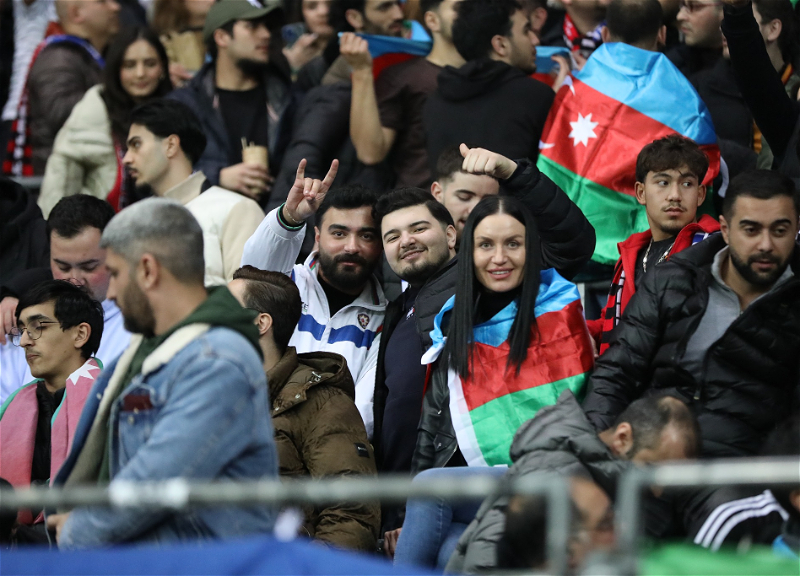 Великолепная поддержка «Карабаха» со стороны азербайджанских фанатов в Германии – ФОТО