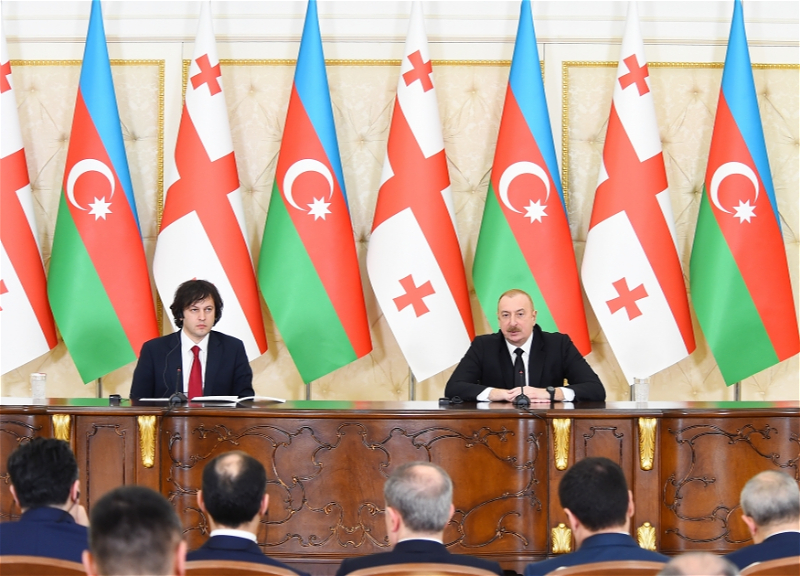 Президент Ильхам Алиев и премьер-министр Грузии Ираклий Кобахидзе выступили с заявлениями для прессы - ФОТО