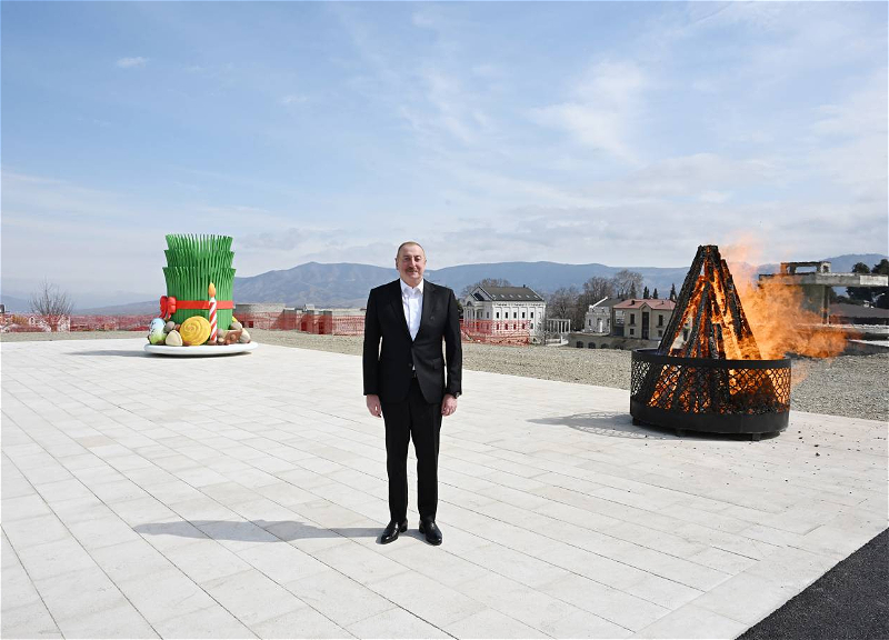 Prezident Xankəndidə Novruz tonqalını alovlandırıb - FOTO