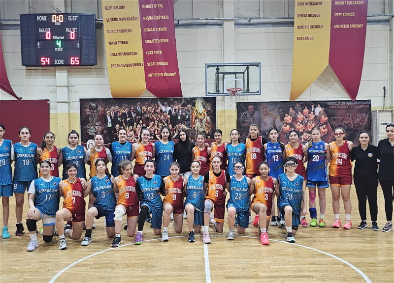 Юные азербайджанские баскетболистки одержали 14 побед в Турции