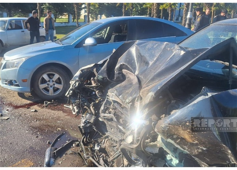 В Лянкяране произошла цепная авария: Погибли отец и сын