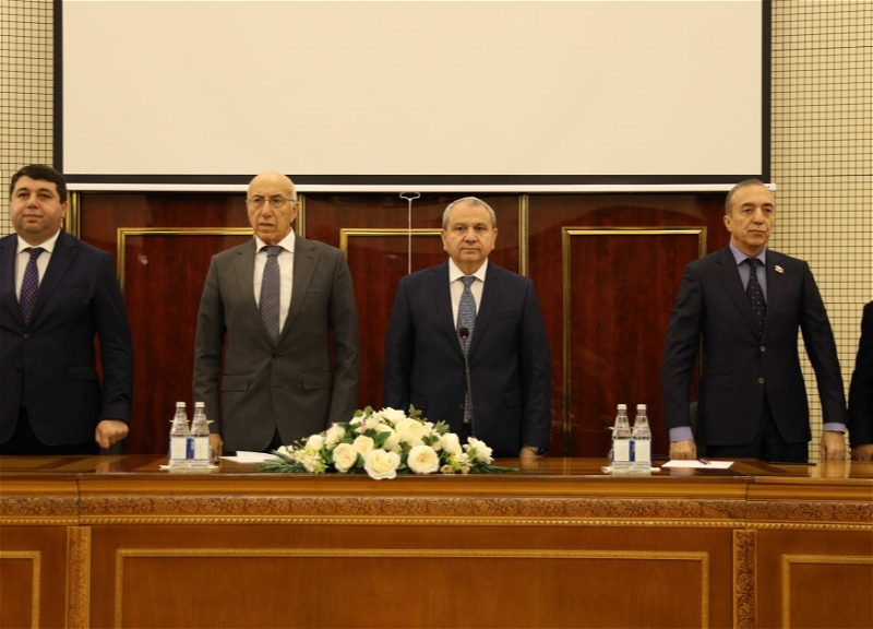 В Бакинском госуниверситете проведена конференция, посвященная Дню геноцида азербайджанцев - ФОТО