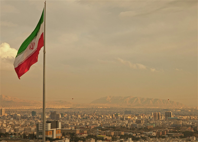 В Тегеране обещают нанести удары по Израилю за налет на консульство Ирана в Дамаске