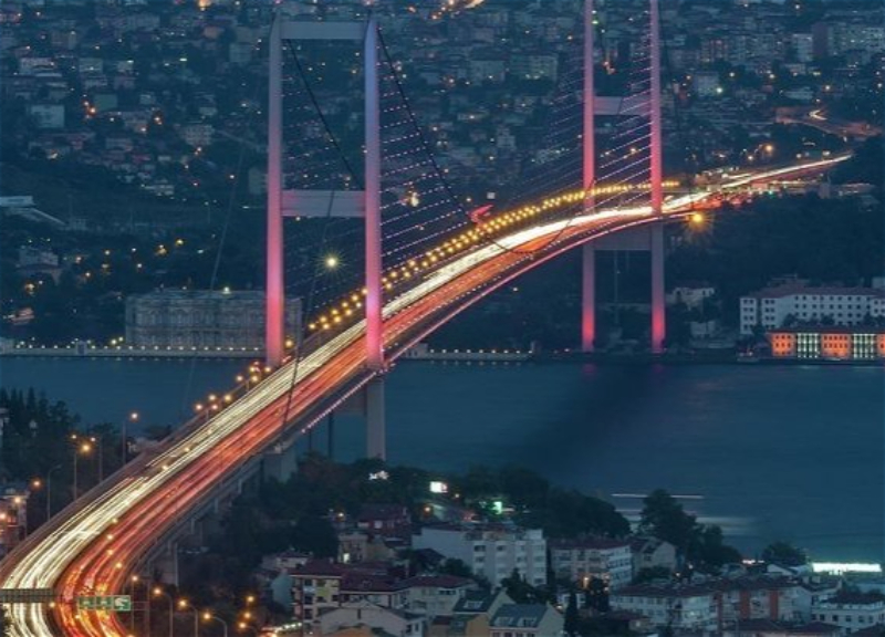 В Турции по случаю праздника Рамазан использование автотрасс и мостов будет бесплатным