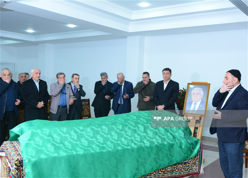 Завершилась церемония прощания с бывшим депутатом Хады Раджабли - ФОТО - ВИДЕО - ОБНОВЛЕНО