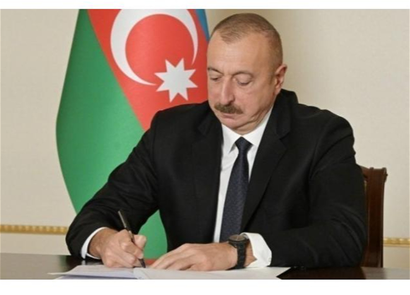 В Азербайджане расширен список должностных лиц, обеспеченных правительственной и специальной государственной связью - УКАЗ