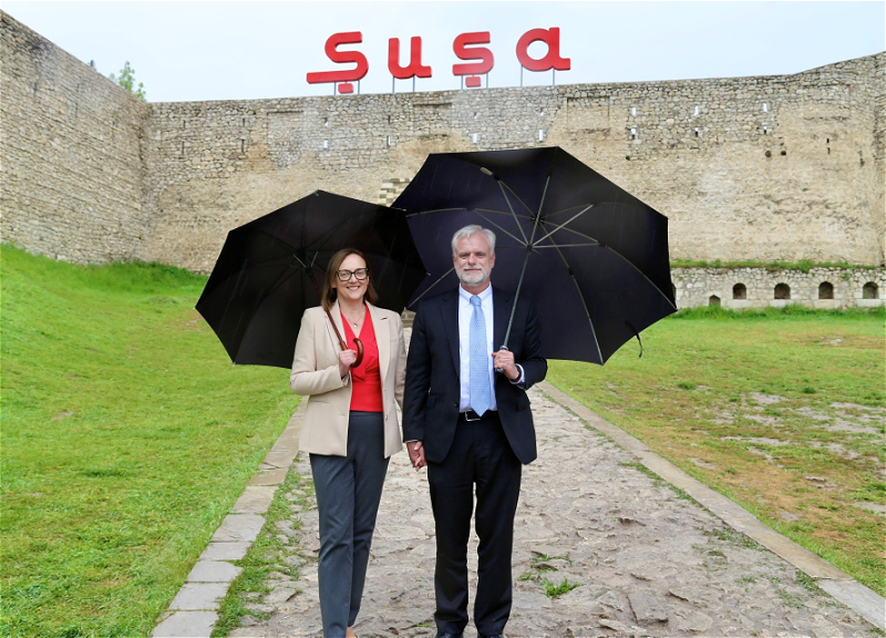 Посол США в Азербайджане посетил Физули и Шушу - ФОТО
