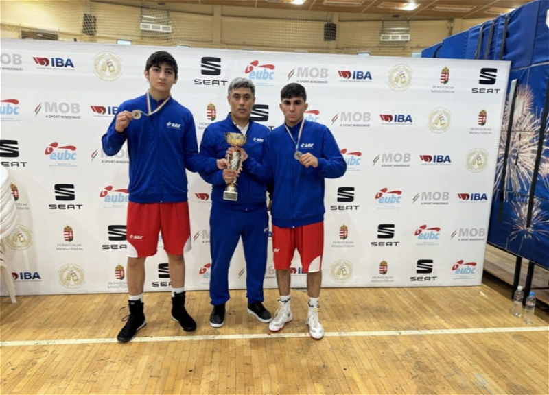 Азербайджанские боксеры завоевали две медали в Венгрии