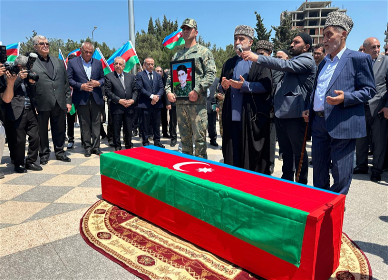 Шехид Первой Карабахской войны Джавид Алекберов похоронен в Сумгайыте - ФОТО