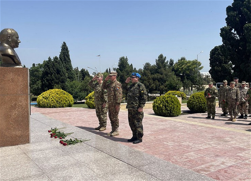 Hərbi attaşelərin “N” hərbi hissəsinə tanışlıq səfəri təşkil olunub